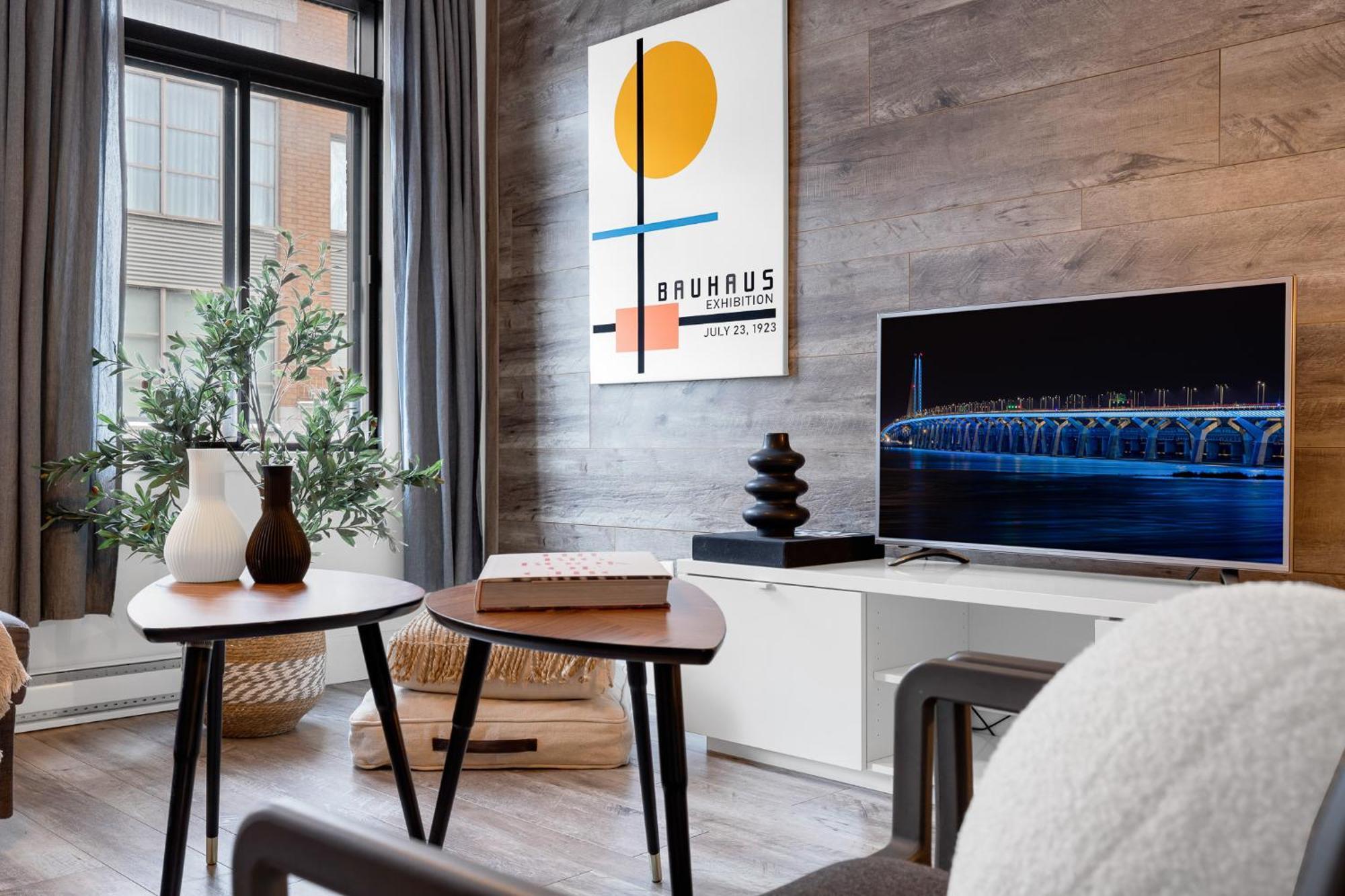 Liv Mtl Urban Aparthotel Montreal Exterior photo