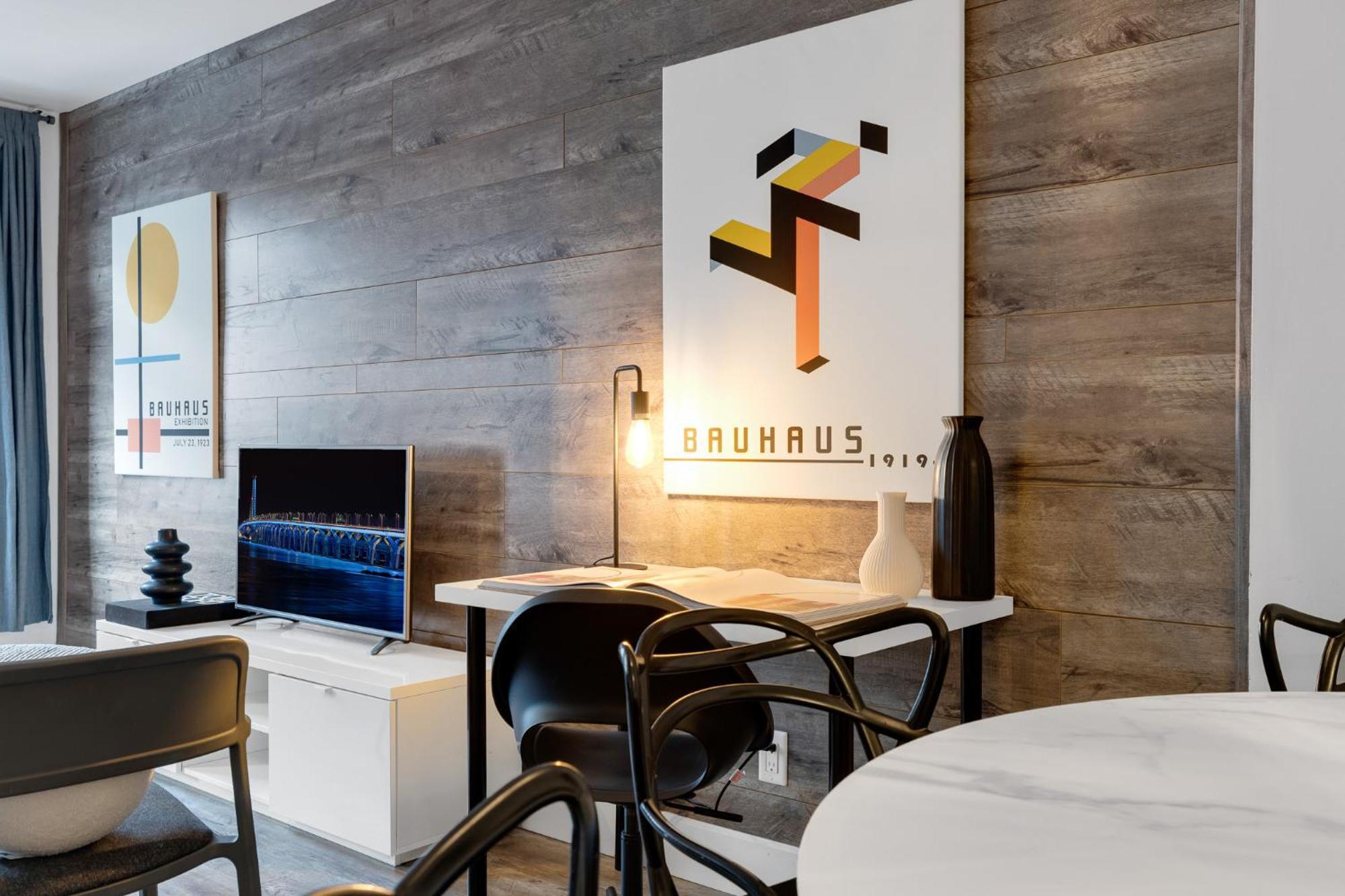 Liv Mtl Urban Aparthotel Montreal Exterior photo