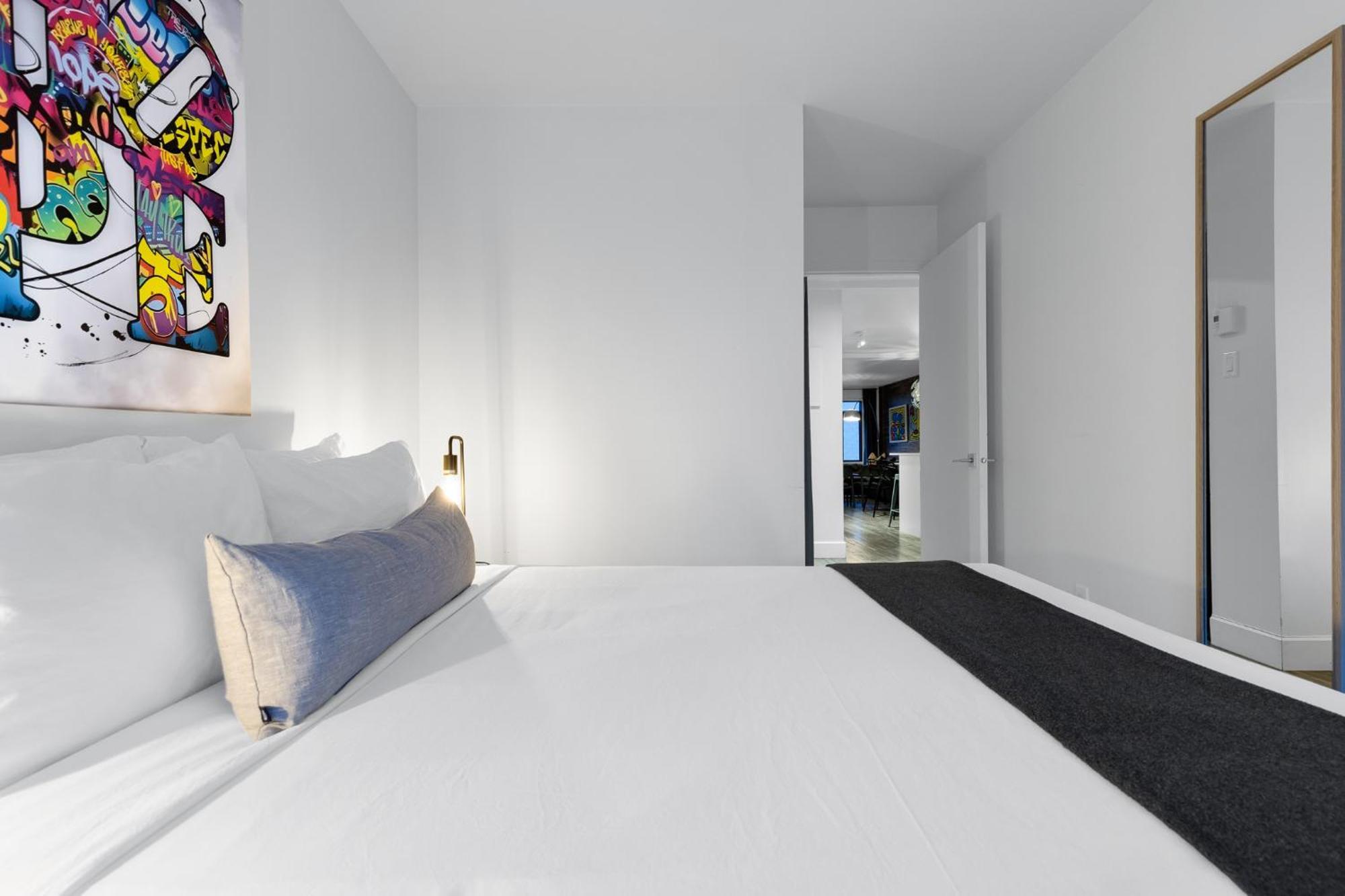 Liv Mtl Urban Aparthotel Montreal Exterior photo