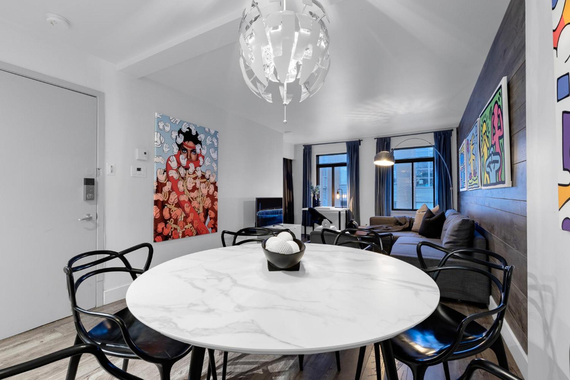 Liv Mtl Urban Aparthotel Montreal Exterior photo