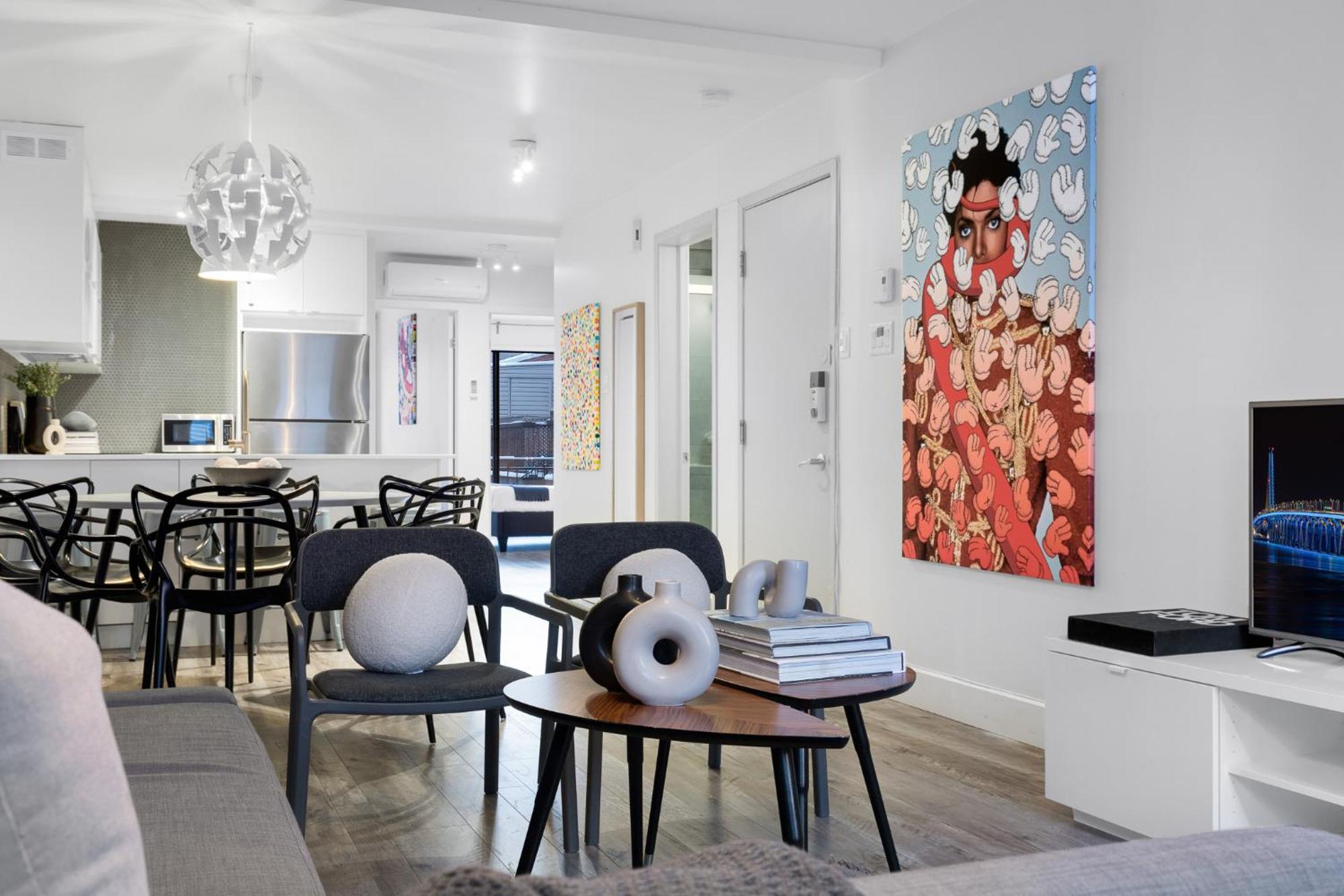 Liv Mtl Urban Aparthotel Montreal Exterior photo